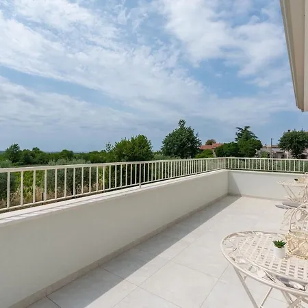 Oliveti Torre Villa