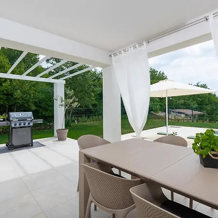 Oliveti Torre * Frata