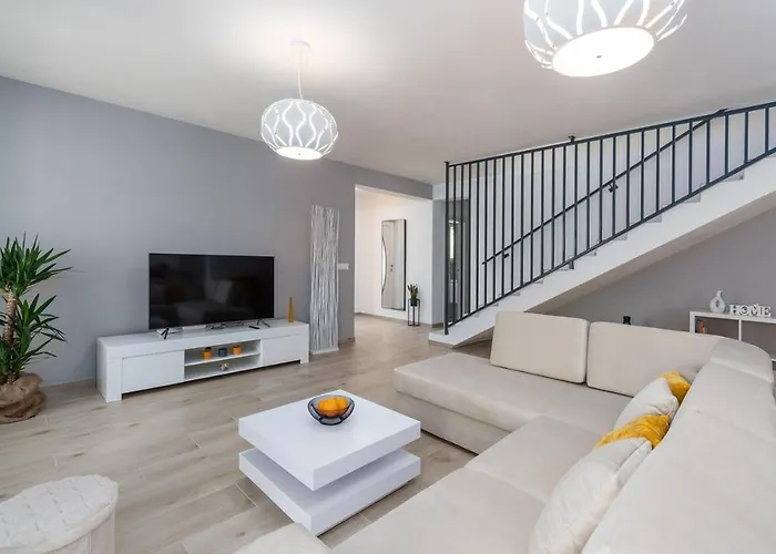 Oliveti Torre * Frata