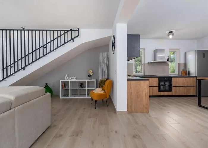 Villa Oliveti Torre Frata